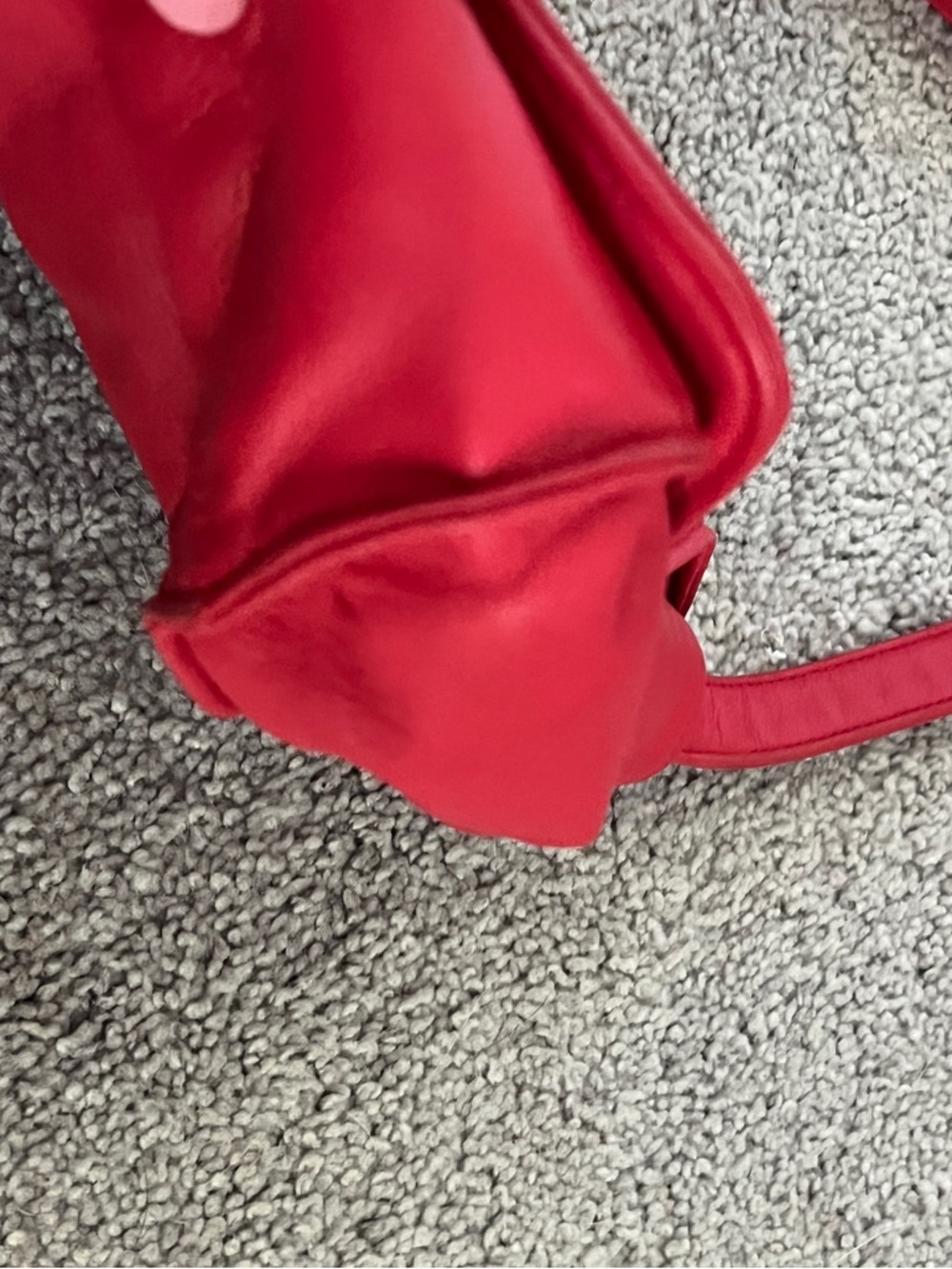 Sarah Jessica Parker SKP Red Leather crossbody Bag with Gold Hardware - Picture 9 of 9